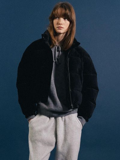 NOTHING WRITTEN Velvet Cropped Down Filled Puffer Jacket [Black]