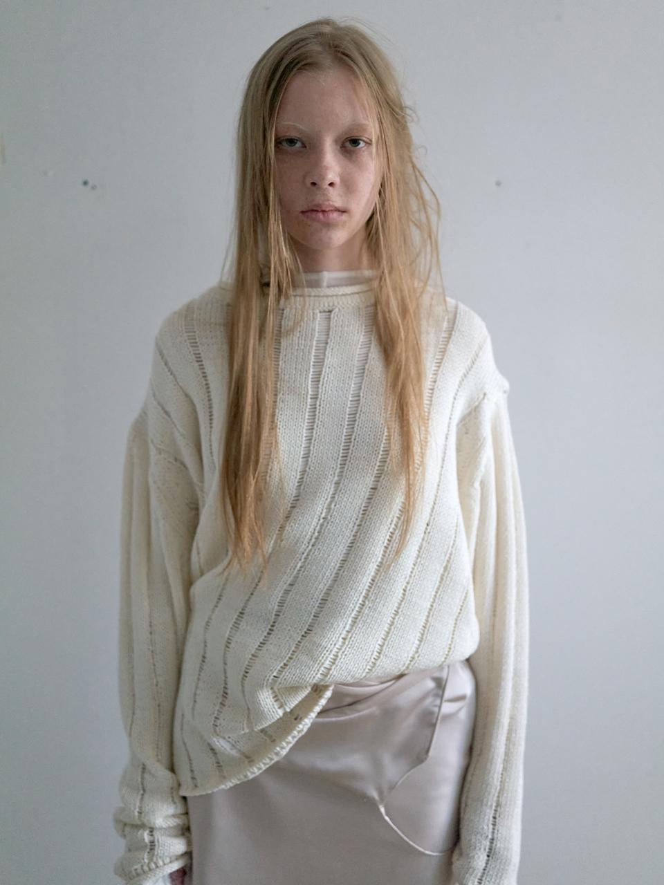 NOTHINGEVERYTHING (2nd Reorder) OVERSIZED TAPE YARN SWEATER