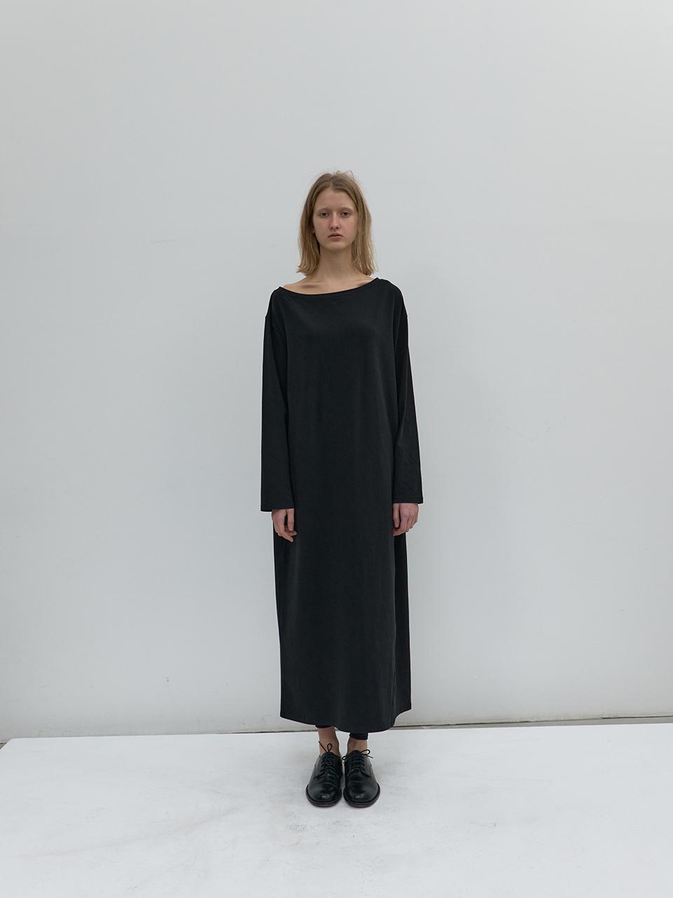 NOTHINGEVERYTHING ASYMMETRIC DRAPED MAXI DRESS [BLACK]