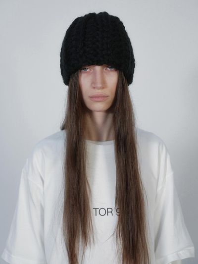 NOTHINGEVERYTHING HANDMADE CHUNKY BEANIE IN BLACK