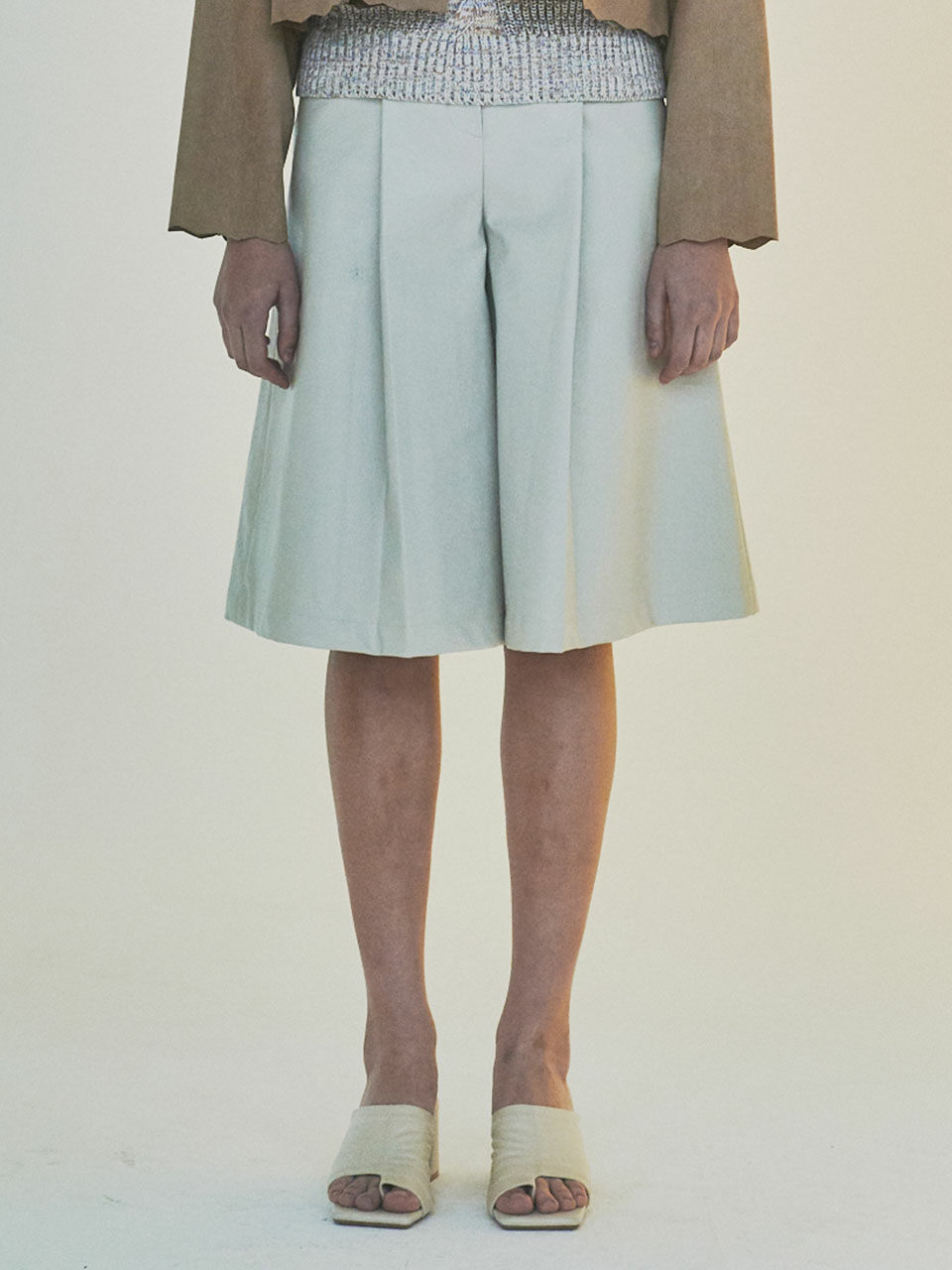 NOWANDTOMORROW W Leather Short Pants