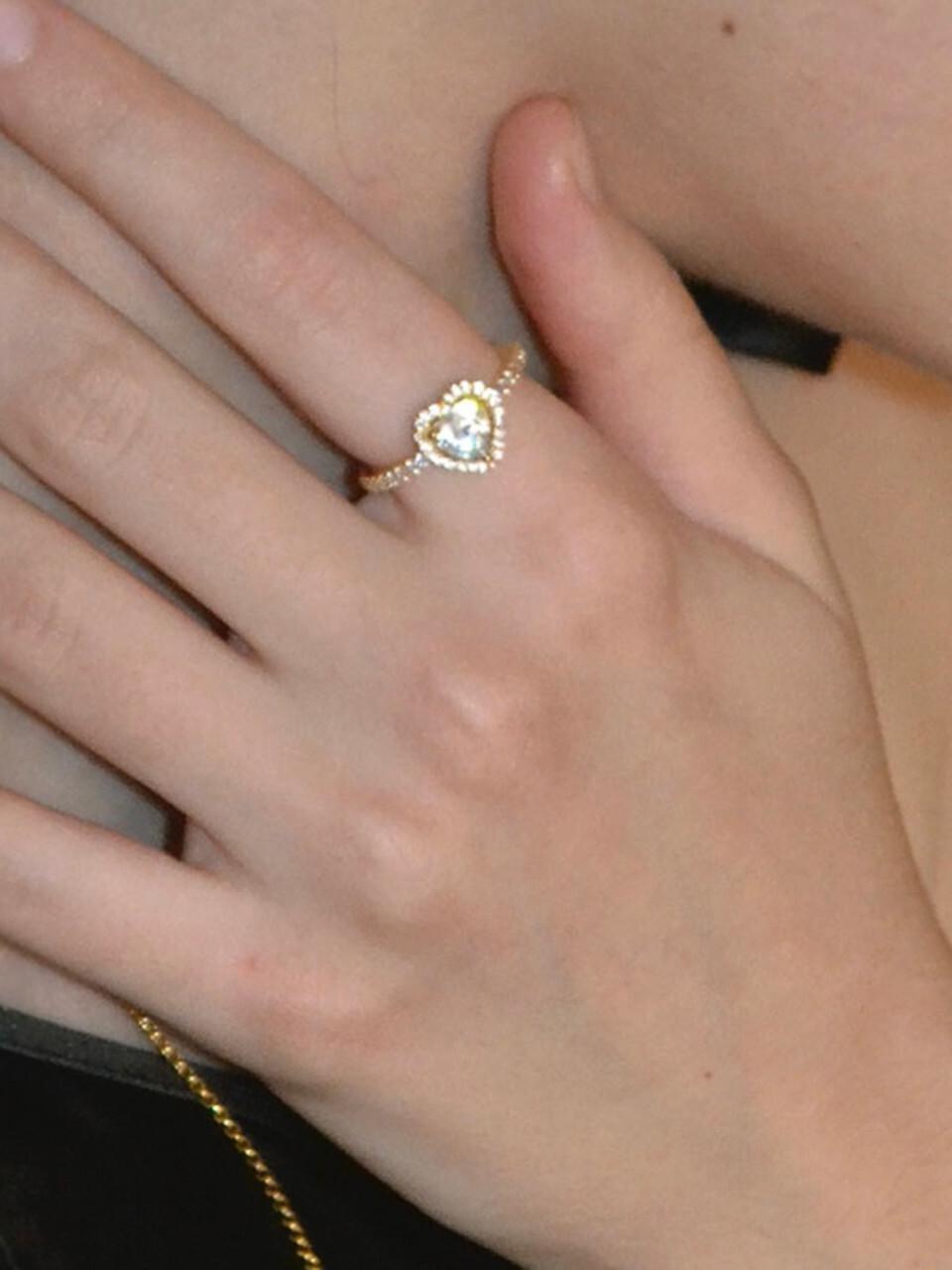 nuavo Fragment heart ring G