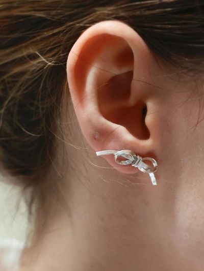 nuavo Ribbon earrings
