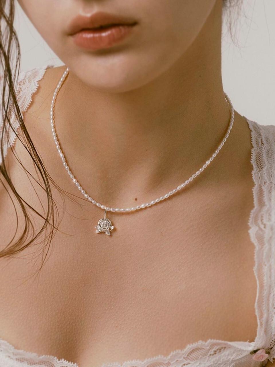 nuavo Rosy pearls