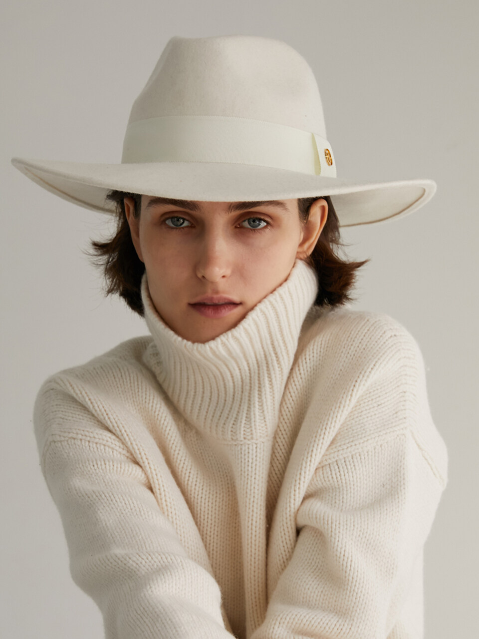 NUHAT Chic Wide Nuhat ( White )