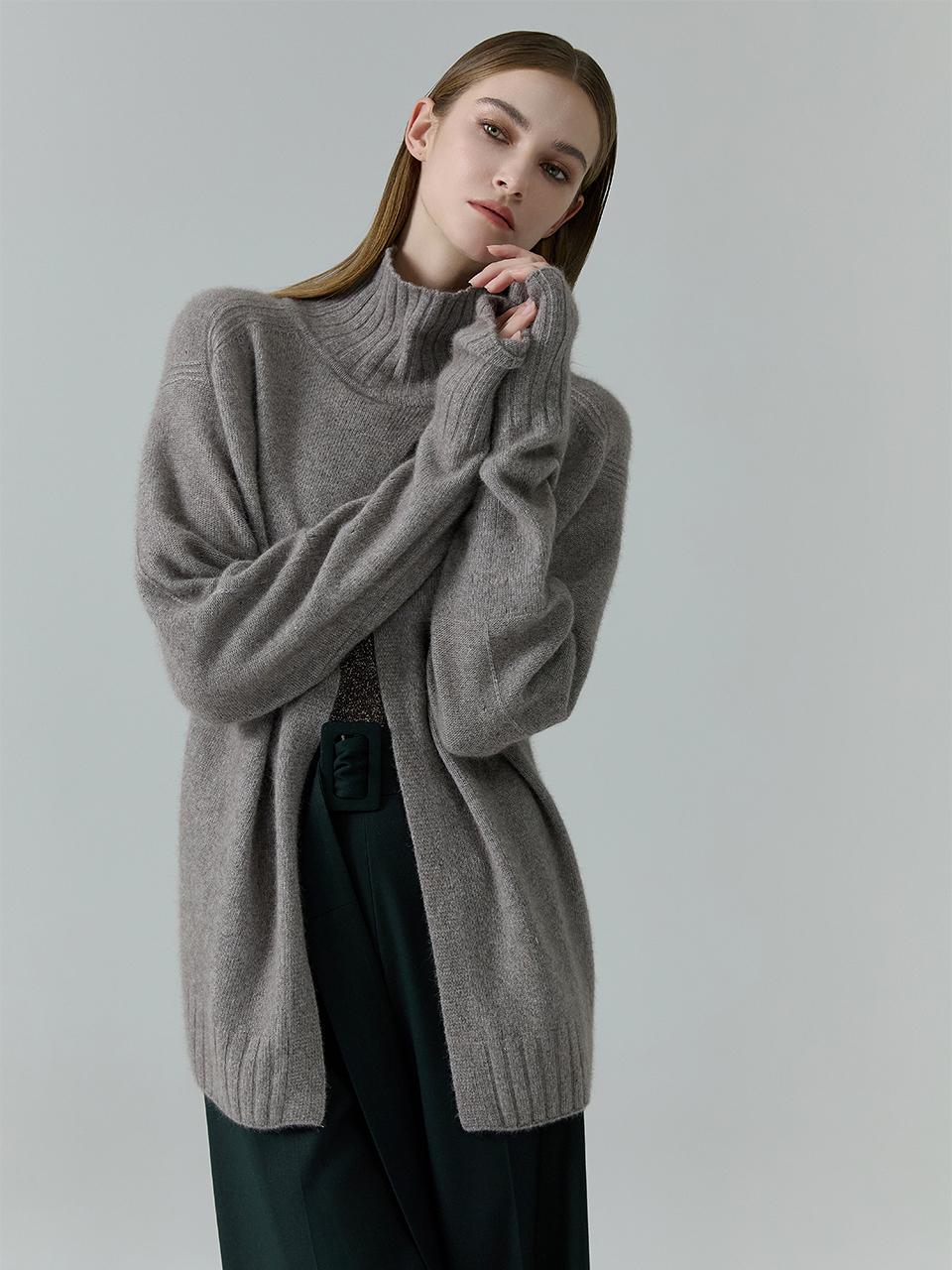 NUMERO SETTE Whole Garment Back Slit Wool Turtleneck Knit [Melange Gray]