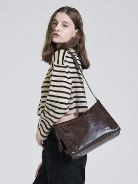 occur source Briler Bag _ Dark Brown