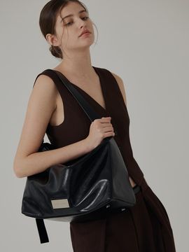 occur source Glossy Trapezoid Adjustable Strap Bag [Dark Brown]