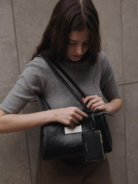 occur source Vegan Leather Detachable Wallet Borga Bag