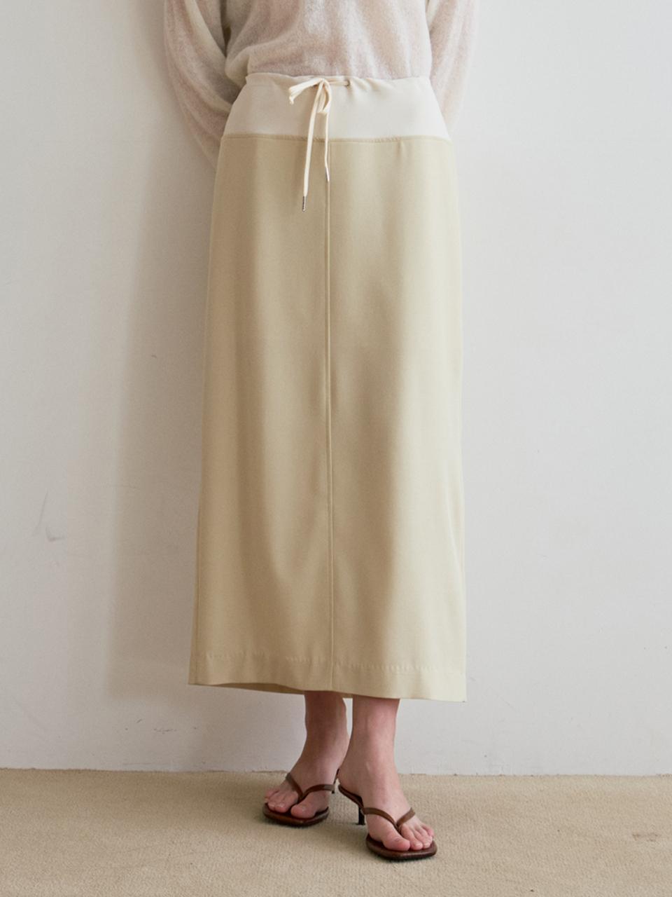 ODER String Collar Matching Stretch Skirt [Buttery Yellow]
