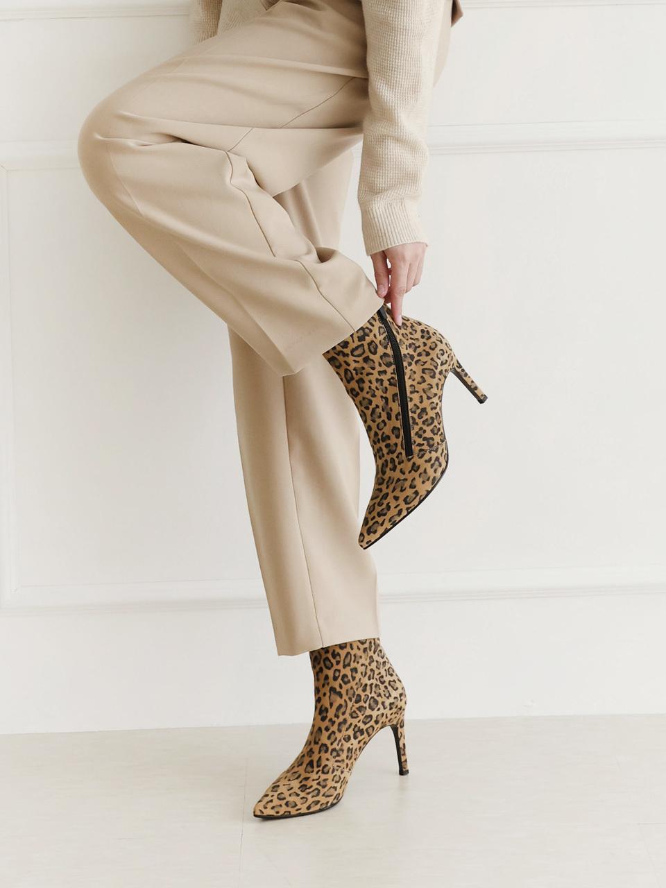 ODR Leopard Print Leather Side Zip Ankle Boots [Leopard] (ODR219101)