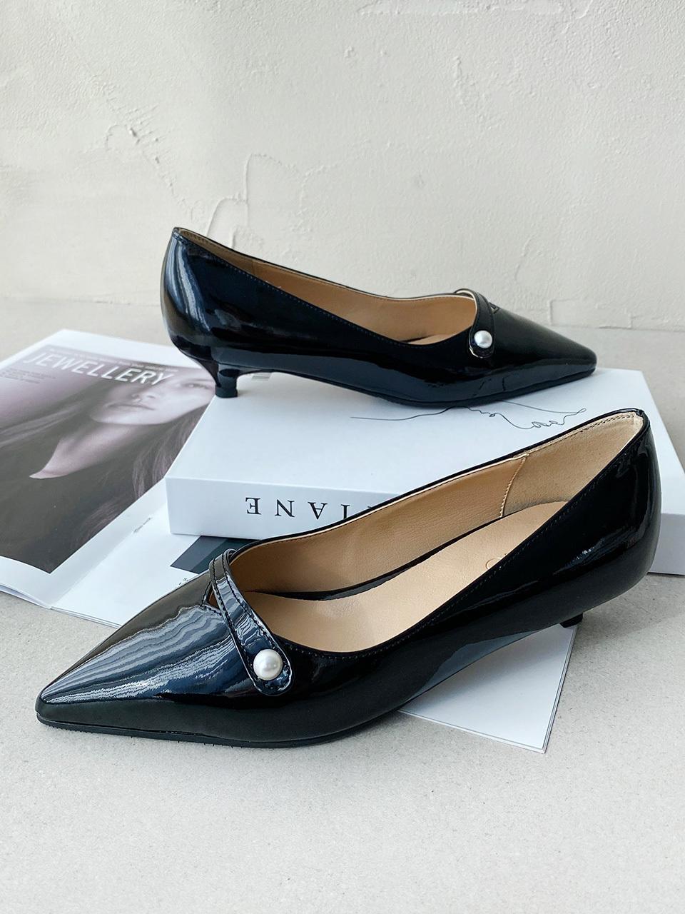 ODR Pearl V-line Mary Jane Mid Pumps [Black] (ODR219243)