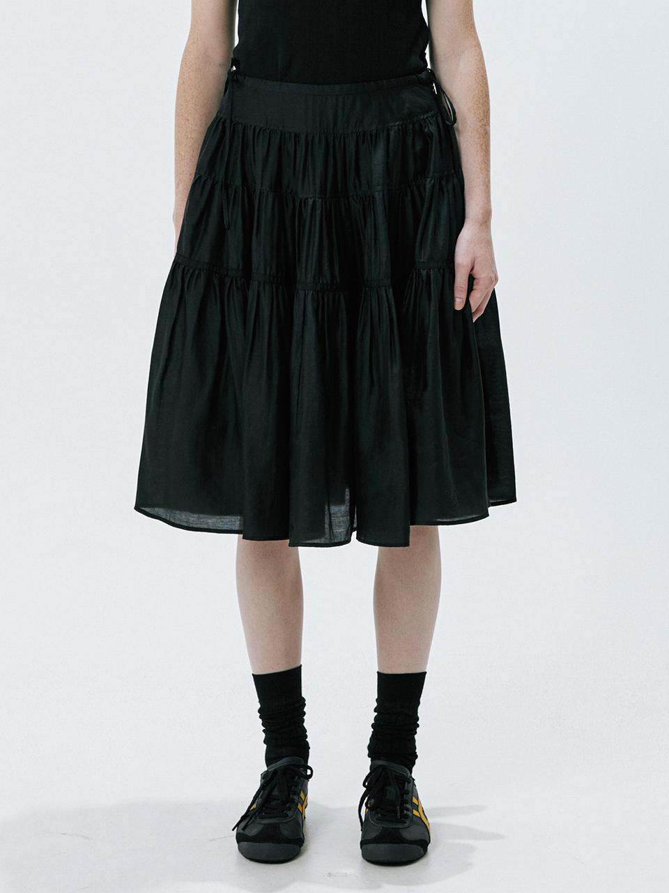OEF Shirring Ribbon Skirt (Black)