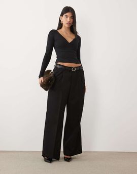 Oh Polly Oh Polly modal plunge v-neck long sleeve top in black