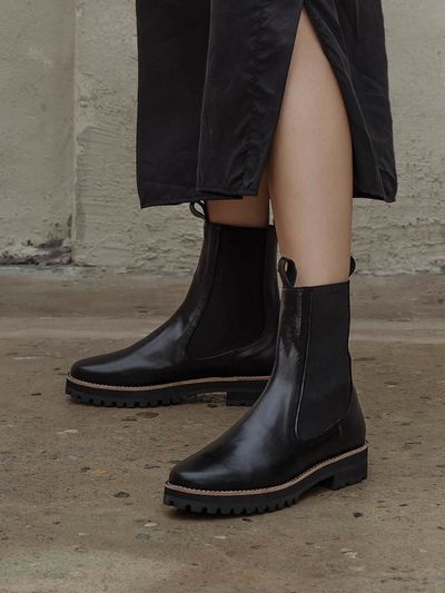 OI PAINTED Arnica Ankle Boots - Black