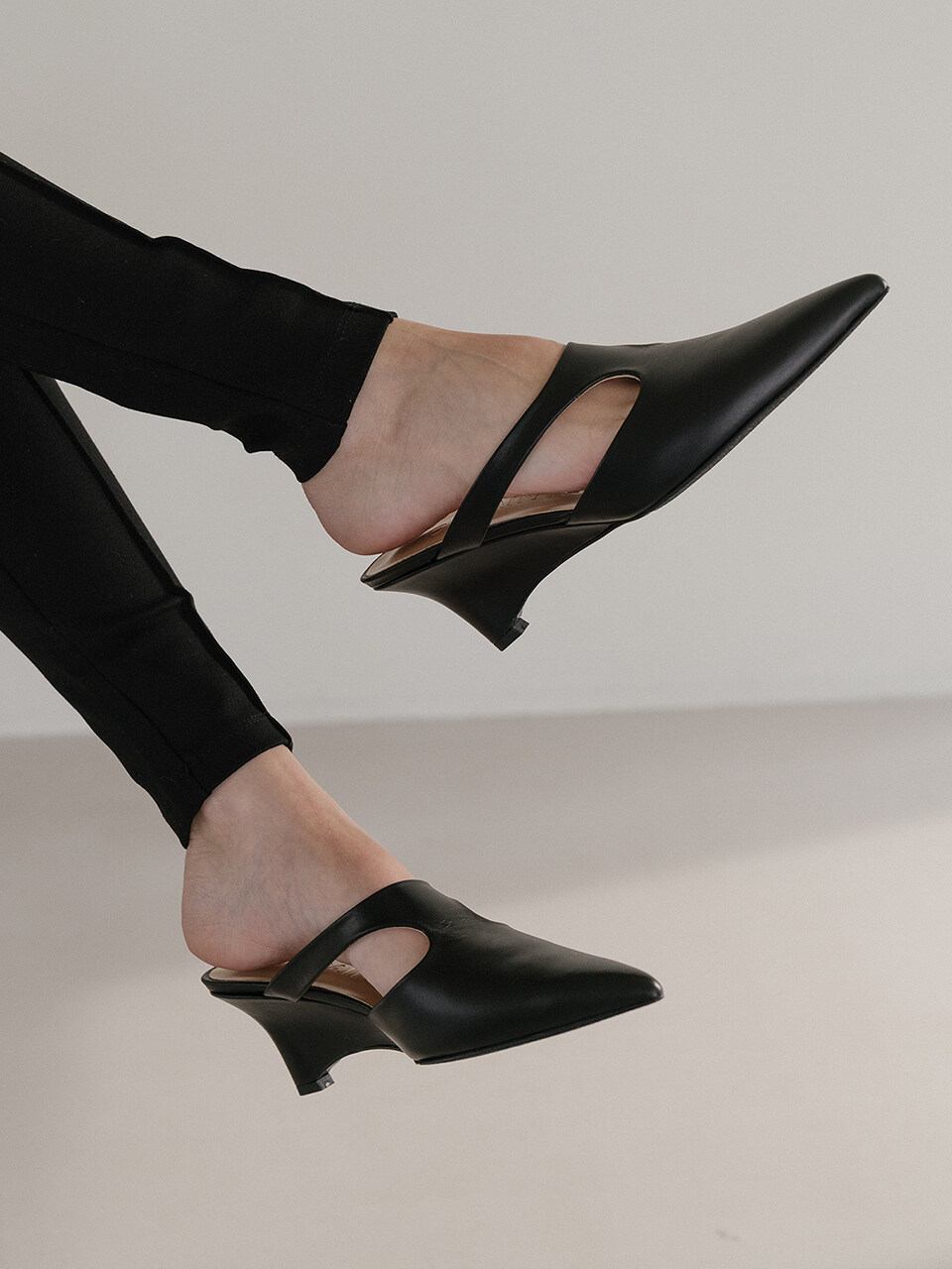 OI PAINTED Becca Pumps OSP218_  Black