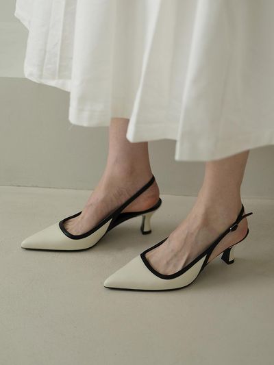OI PAINTED Celesta Pumps