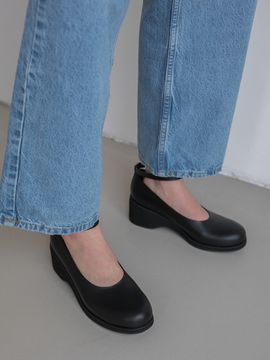 OI PAINTED Nicole Pumps