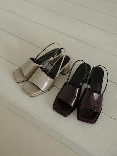 OI PAINTED Nika Sandals (2 Colors)