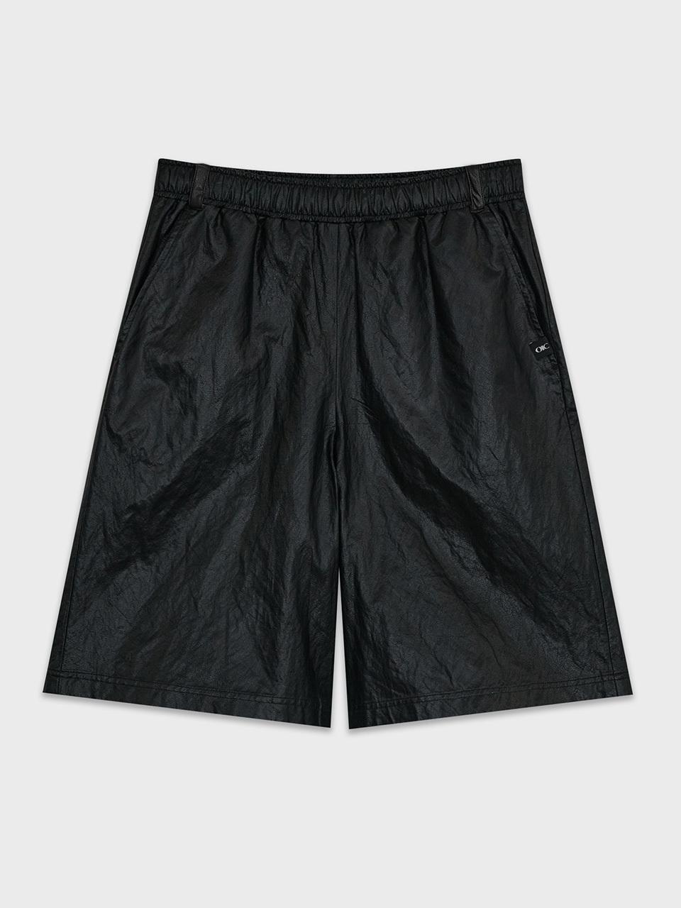 OIOI COLLECTION Basic Leather Bermuda Shorts [BLACK]
