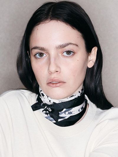OIOI COLLECTION Symbol Monogram Scarf [BLACK]