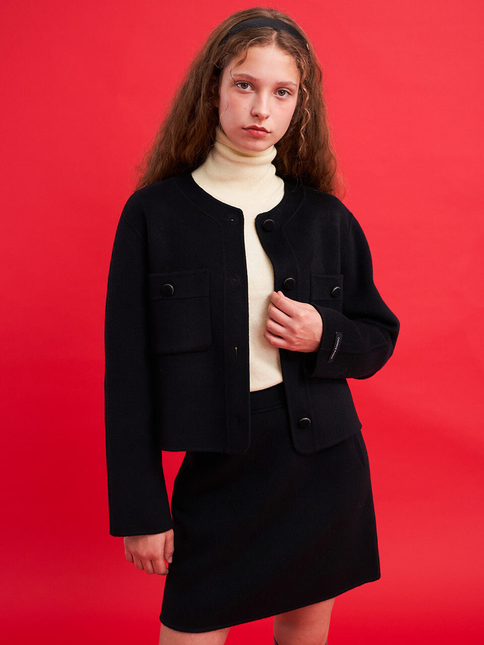 OLIVE DES OLIVE Round Neck Pocket Handmade Cropped Jacket_2 Color