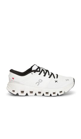 On On Cloud X 5 Sneaker