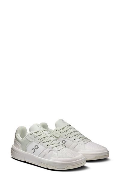 On On The Roger Clubhouse 3 Tennis Sneaker