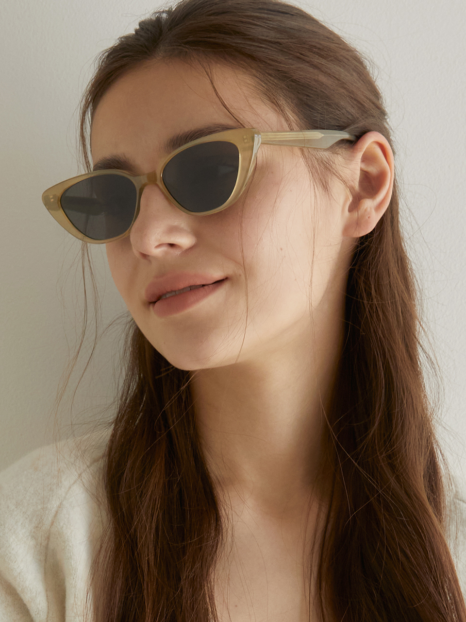One Brilliant Echo_Crystal Khaki