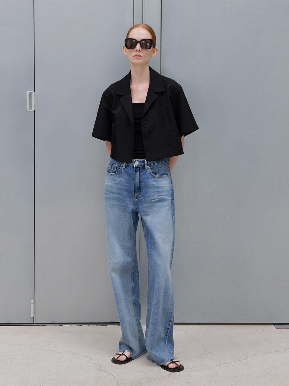 ONE Cape Crop Jacket