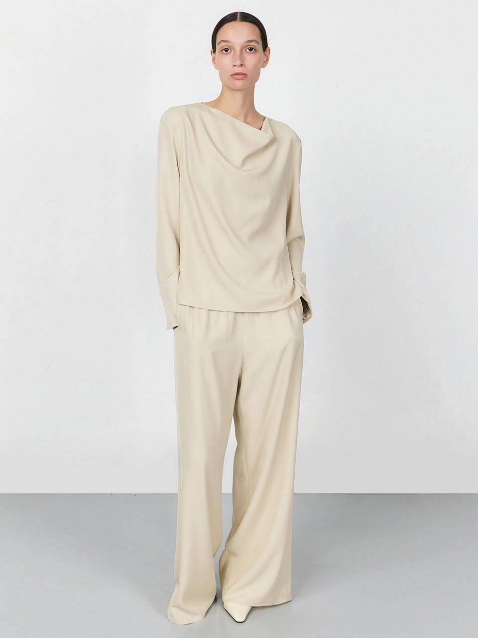 ONE Ove Cowl Neck Blouse_LIGHT BEIGE