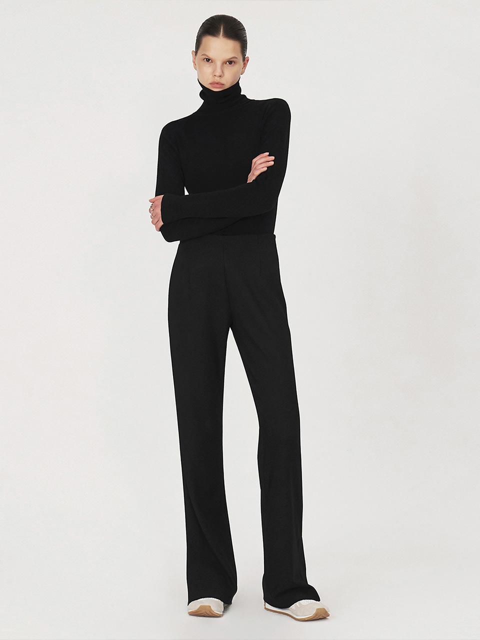 ONE Stretchy Slit Slacks