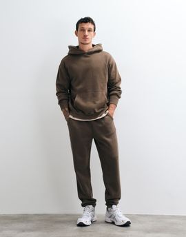 ONLY & SONS ONLY & SONS Larry regular fit sweatpants in washed brown - part of a set