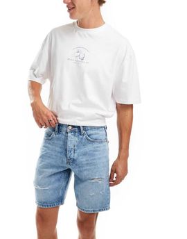 ONLY & SONS ONLY & SONS regular fit distressed denim shorts in light blue wash