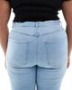 Only Curve ONLY Curve push-up skinny jeans in light blue - 4