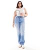 Only Curve ONLY Curve Sally high waisted flare jeans in bleached light blue - 2