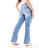 Only Curve ONLY Curve Sally high waisted flare jeans in bleached light blue - 4