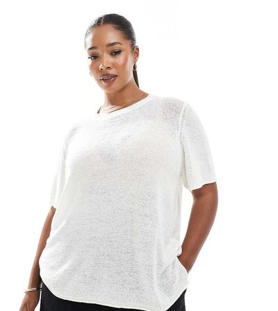 Only Curve ONLY Curve short sleeve knit top in cream-White