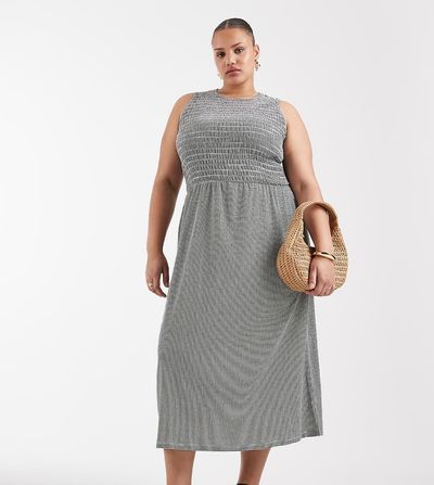 Only Curve ONLY Curve smock midaxi dress in black gingham