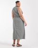 Only Curve ONLY Curve smock midaxi dress in black gingham - 4