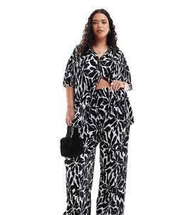 Only Curve ONLY Curve wide leg pants in abstract flower print - part of a set-Multi