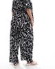 Only Curve ONLY Curve wide leg pants in abstract flower print - part of a set-Multi - 4