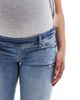 Only Maternity ONLY Maternity Blush skinny jeans with frayed hem in mid blue - 4