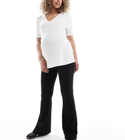 Only Maternity ONLY Maternity flare pants in black