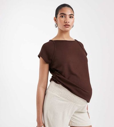 Only Maternity ONLY Maternity linen blend shorts with elastic waistband in beige-Neutral