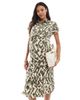Only Maternity ONLY Maternity short sleeve shirt dress in abstract print-Neutral - 3