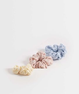 ONLY ONLY 3-pack eyelet scrunchies in light blue, pink & yellow-Multi
