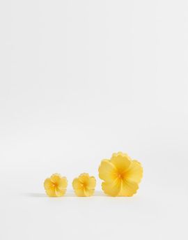 ONLY ONLY 3-pack flower hair claw clips in yellow