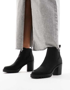 ONLY ONLY faux leather heeled boot in black