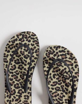 ONLY ONLY flip flops in leopard-Brown